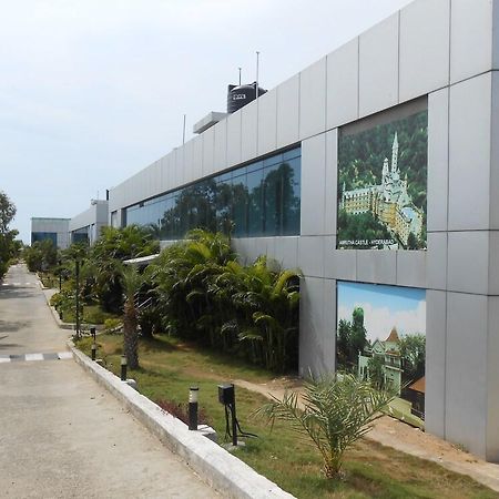 Jade Beach Resort Tirupporur Buitenkant foto