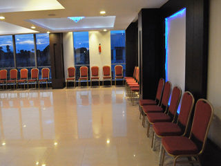 Jade Beach Resort Tirupporur Buitenkant foto