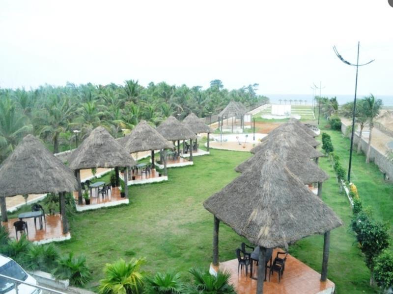 Jade Beach Resort Tirupporur Buitenkant foto